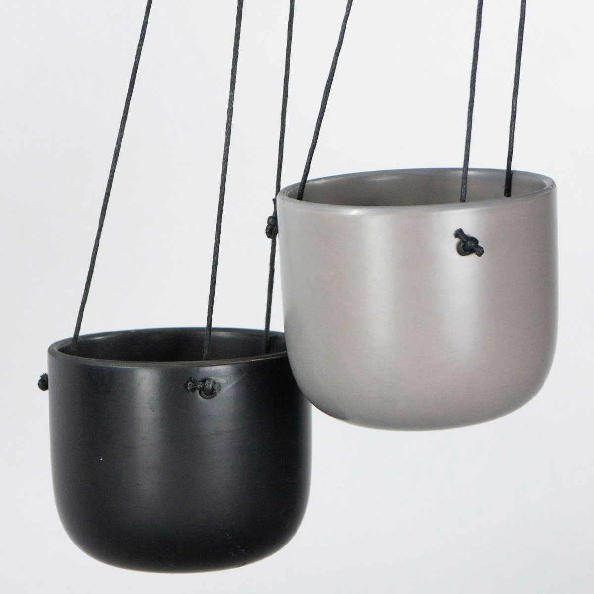 Dou cache-pots suspendus Black & Grey